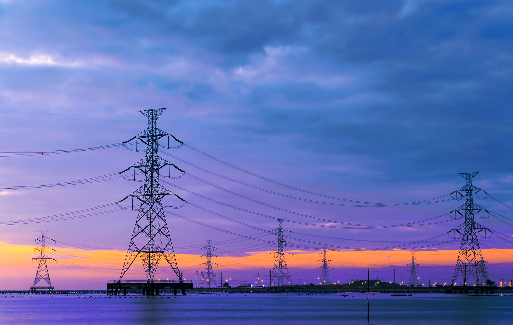 The Electricity Grid’s Role in Achieving Carbon Neutrality in the US and New England