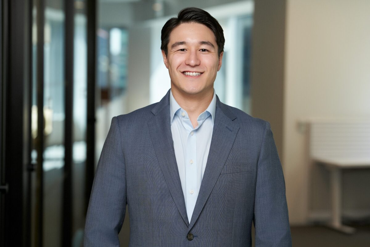 Brattle Associate Explores the Impact of Gasoline Price Uncertainty on Automobile Purchases