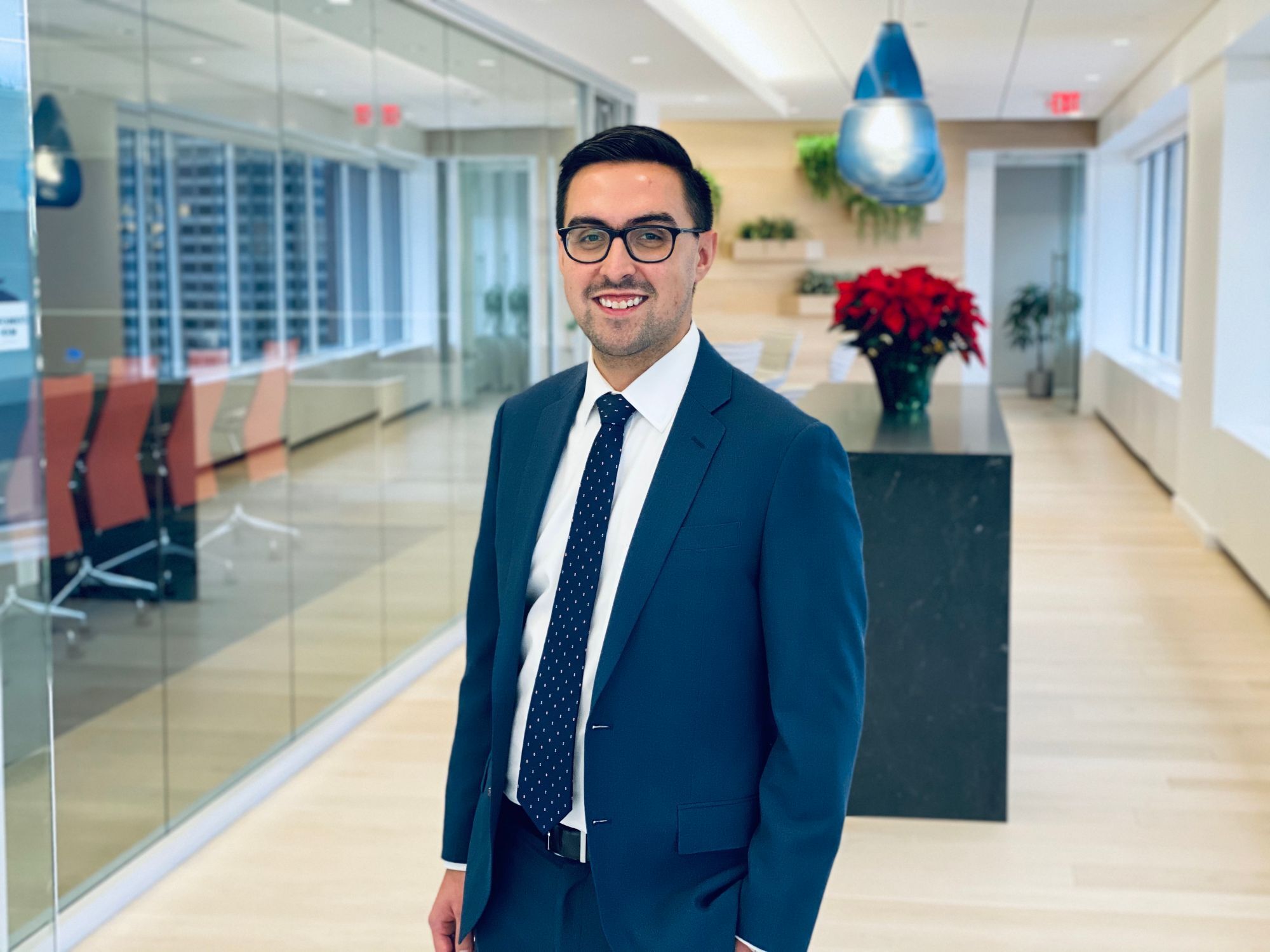 Interior design, Dress shirt, Glasses, Smile, Tie, Flower, Plant, Collar